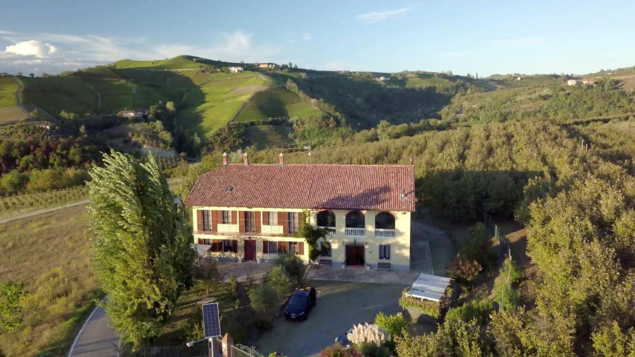 La Casa Dei Masue' Pension Alba  Buitenkant foto