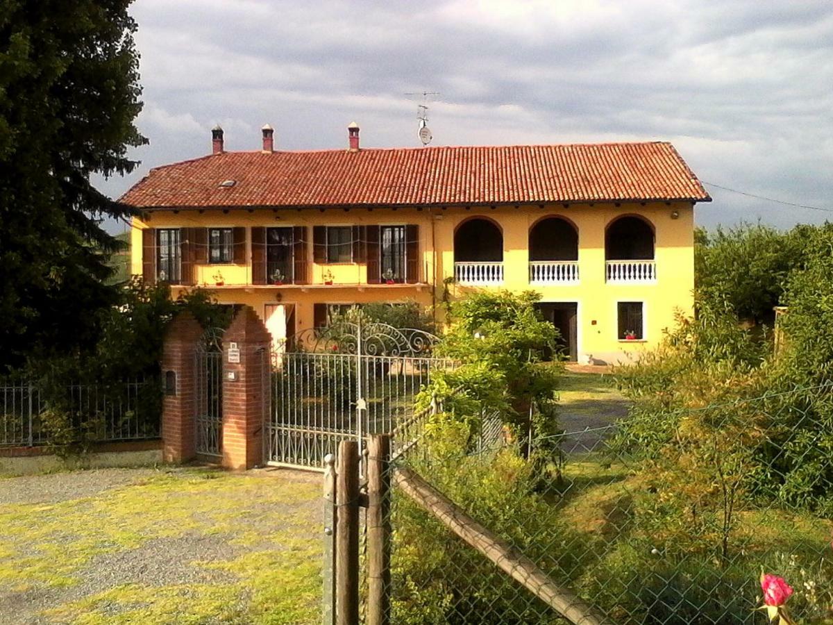 La Casa Dei Masue' Pension Alba  Buitenkant foto